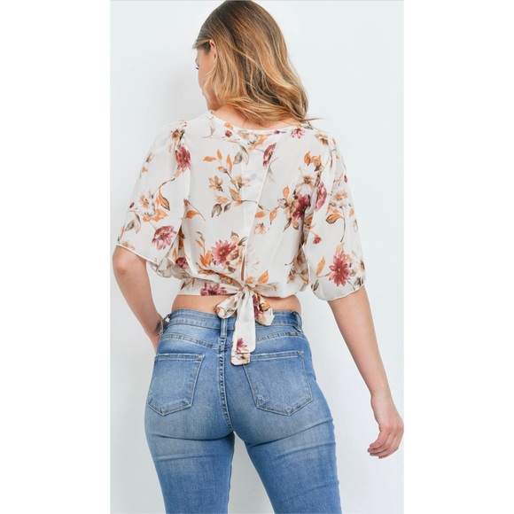 🆕Floral print crop top - Picture 3 of 6